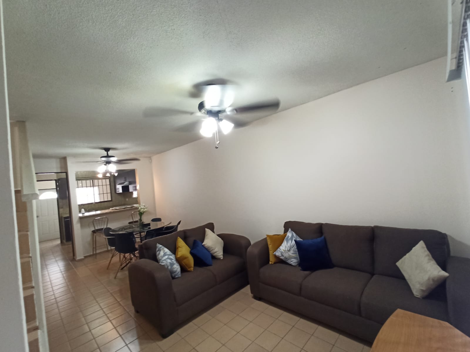 Casa en Renta Amueblada sobre Camino al Mirador, zona sur de Monterrey